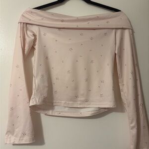 SHEIN Blush Pink Off-Shoulder Long Sleeve Top with Tiny Floral Print